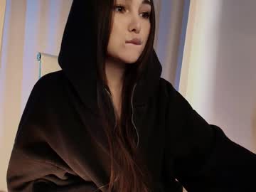 girl cam all day hollyextra image #9569904