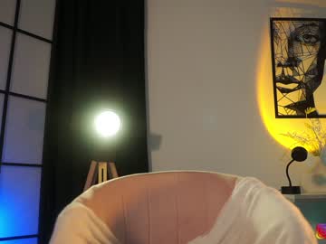 girl cam all day lucie_beltran image #5217349