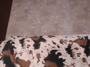 girl cam all day incrediblyomelia image #2756580