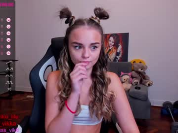 girl cam all day misss_vikki image #2721747