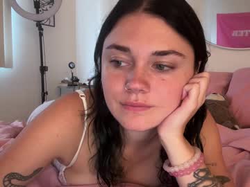 girl cam all day queencassidyy image #8036802