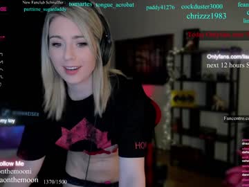 girl cam all day kimilee22 image #4290495