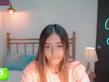 girl cam all day gummy_bear7 image #576672