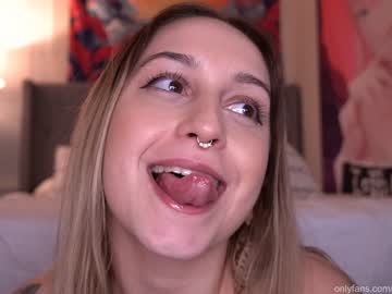 girl cam all day petite_fuck image #3665774