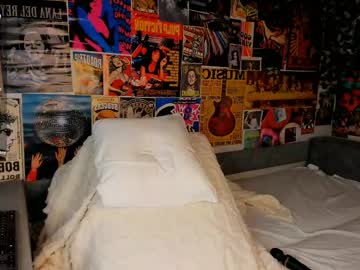 girl cam all day flirtykitty_ image #9091823