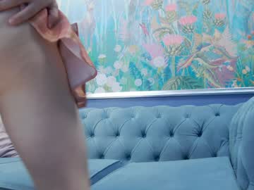 girl cam all day kriskras__ image #8140582
