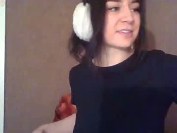 girl cam all day heidiknight555 image #3485821