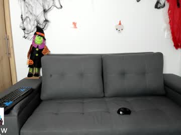 girl cam all day abigail_w image #2986573