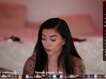 girl cam all day evelyne92 image #5101533