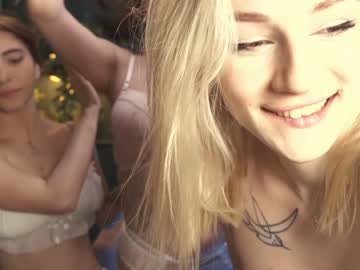 girl cam all day yours_lola image #1453469