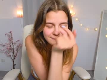 girl cam all day eli_sun image #4040682