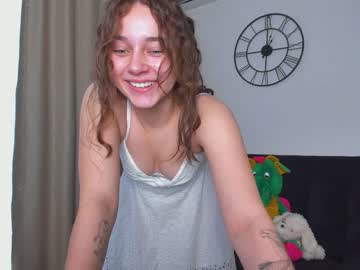 girl cam all day eleonora_linn image #3250998