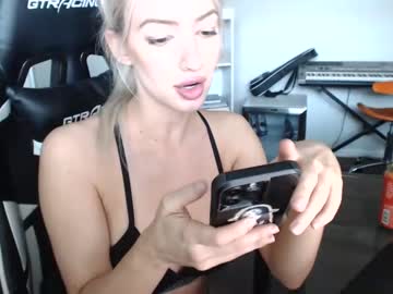 girl cam all day miss_bee image #2830940