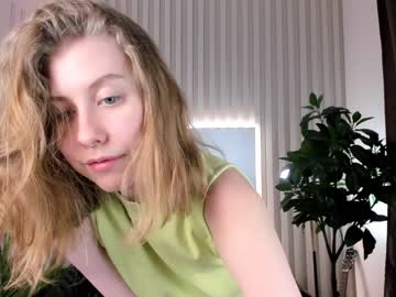 girl cam all day leslie_that_one image #4054227