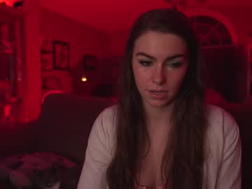 girl cam all day chroniclove image #3764318