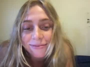 girl cam all day beaniegee image #5716803