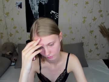 girl cam all day phoebepaw image #7301512