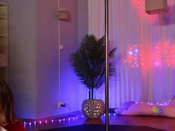 girl cam all day kittycaitlin image #5986353