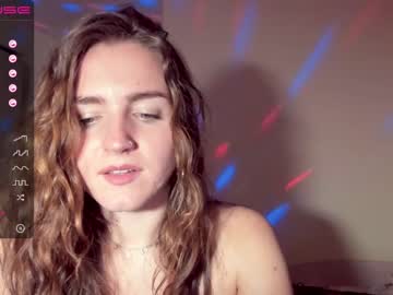 girl cam all day paige_coyness image #916624