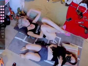 girl cam all day careful_i_bite image #2757068