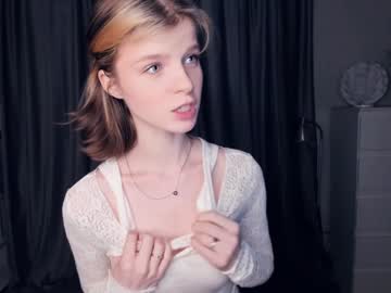 girl cam all day sindykate image #7498999