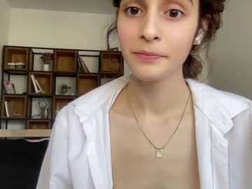 girl cam all day wonderland_stia image #5672082