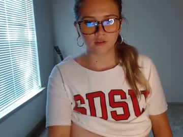 girl cam all day angiefaith image #2766174