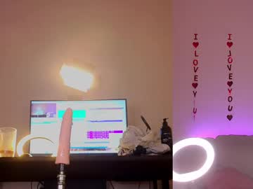 girl cam all day cutieotter image #8969474