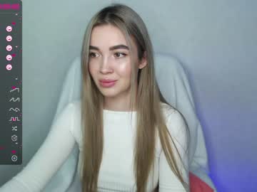 girl cam all day yourvirusqueen_ image #2236862