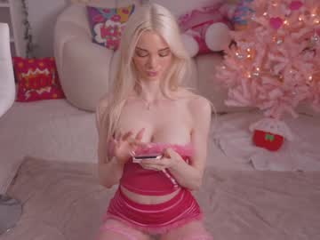 girl cam all day bunnydollstella image #8461304