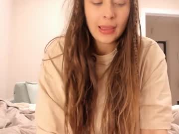 girl cam all day elisa_moon image #7100340