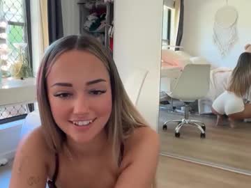 girl cam all day luvlivvyy image #9255164