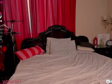 girl cam all day foxhilary image #1701231