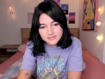 girl cam all day kittenmoon_ image #9044507