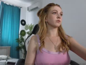 girl cam all day small_blondee image #7363872