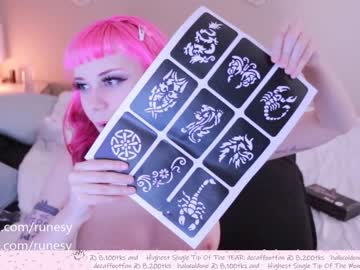 girl cam all day runesy image #1075469