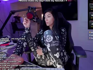 girl cam all day evelyne92 image #8663873