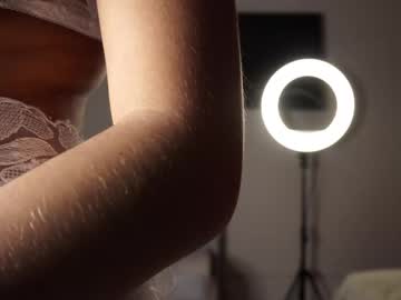 girl cam all day emilybatee image #8021451