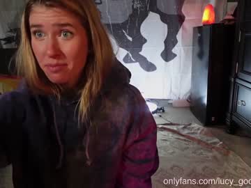 girl cam all day lucy_gooosey image #5734729