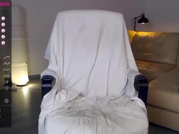 girl cam all day _lain_ image #3820016