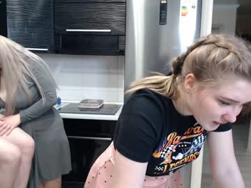 couple cam all day renae_tom image #3633111
