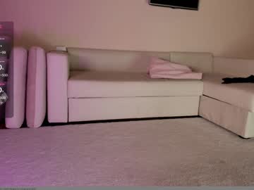 girl cam all day hollyextra image #7717512