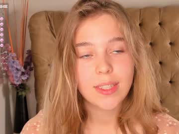 girl cam all day snowflakeae image #2637880