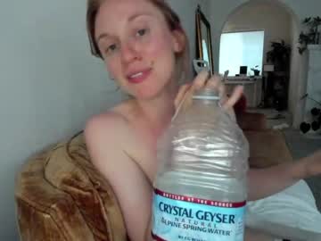 girl cam all day pretendlunch image #2015160