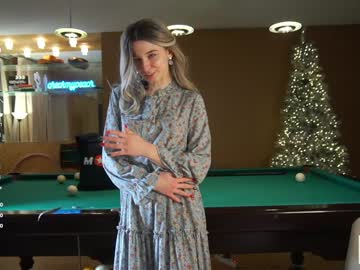 girl cam all day checkmypeach image #8647691