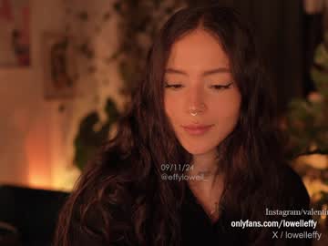 girl cam all day effylowell_ image #8219583