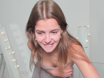 girl cam all day eli_sun image #2557095