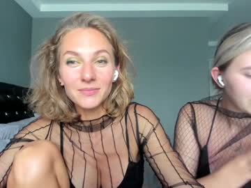 couple cam all day mrs_kiss_vhs image #4101095