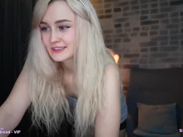 girl cam all day safinna image #924083