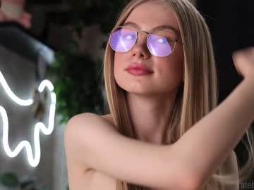 girl cam all day kateharrise image #7019238